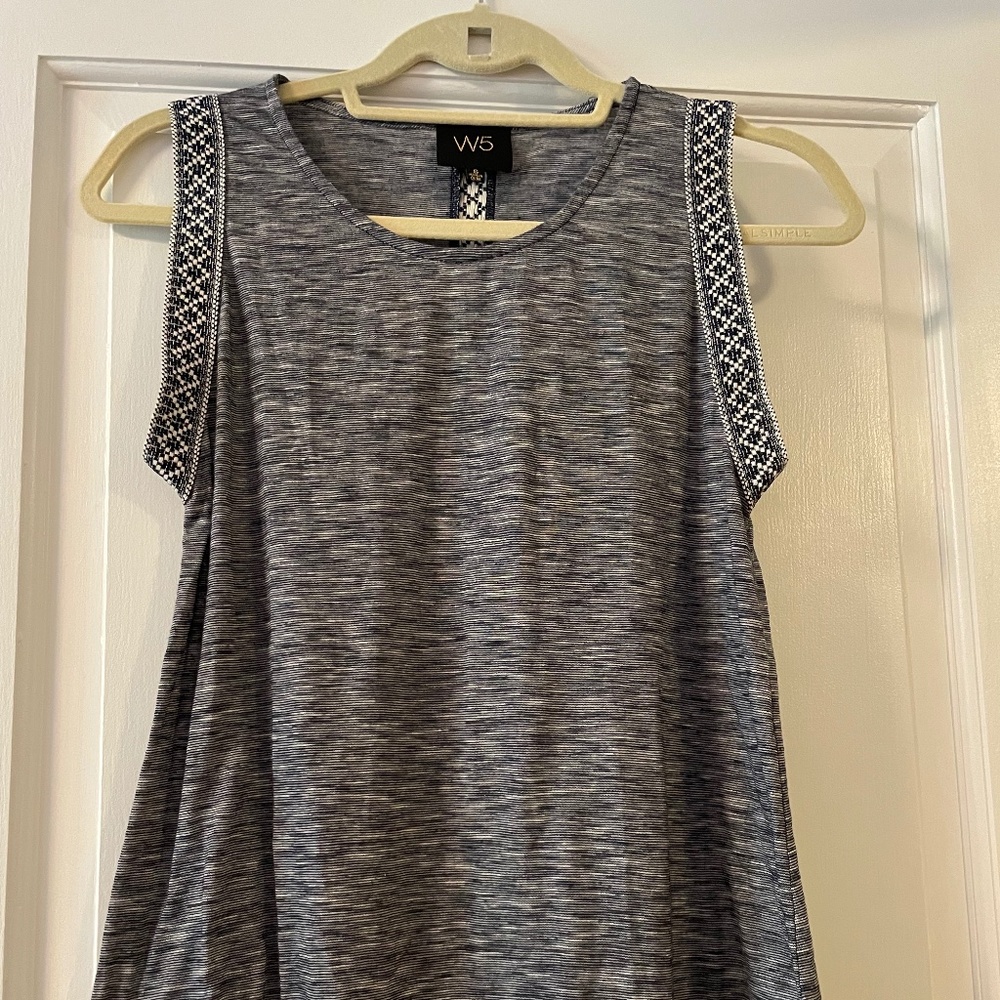 W5 sleeveless top with embroidered armholes and back detail